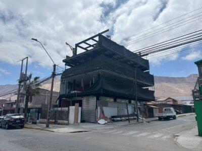 Edificio Completo uso comercial y habitacional